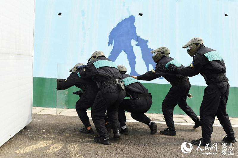 襄陽鐵警組織開展2018年實戰化練兵比武