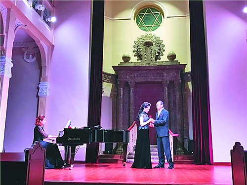 圖片默認標題 圖片默認標題