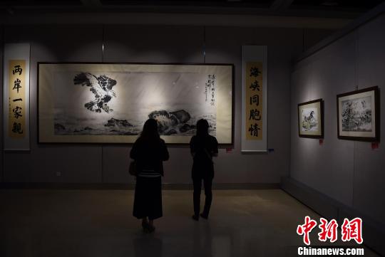 两岸抗战将领后代书画作品在重庆开展 两岸抗战将领后代书画作品在重庆开展