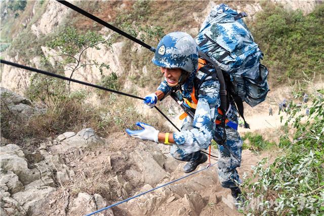 兵王"出擊!""空降尖兵-2018"特種偵察比武震撼來襲