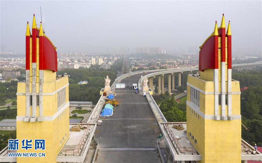 南京长江大桥初露新颜