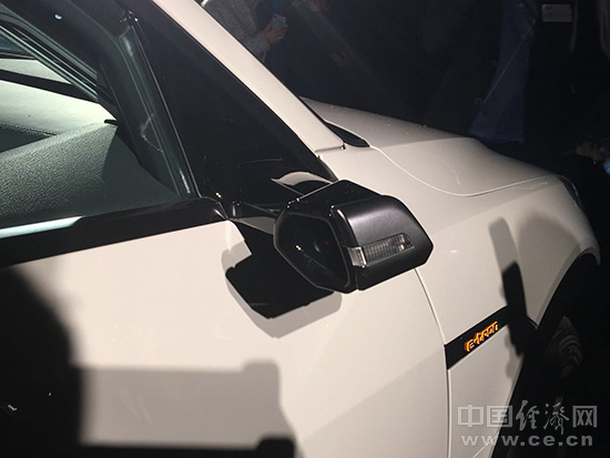 奥迪启动电动化战略 首款纯电动SUV e-tron全球首发