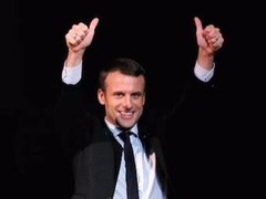 马克龙正式就职 成法国近60年来最年轻总统