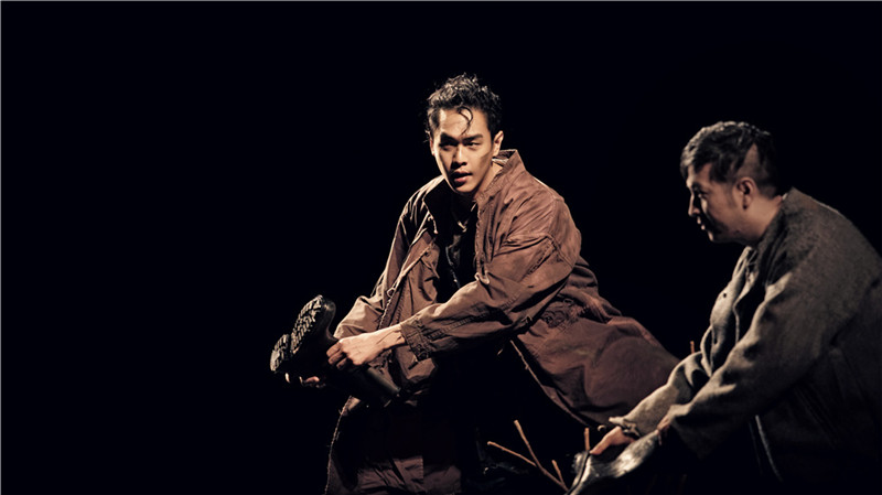 《三姐妹·等待戈多》张若昀:话剧是纯粹的初心