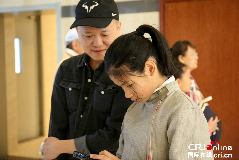 图片默认标题 图片默认标题