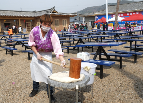 중국 화룡 진달래 장백산 국제문화 관광축제 개막