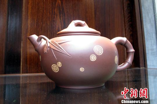 海峡两岸茶企相聚哈尔滨茶博会叙“茶缘”