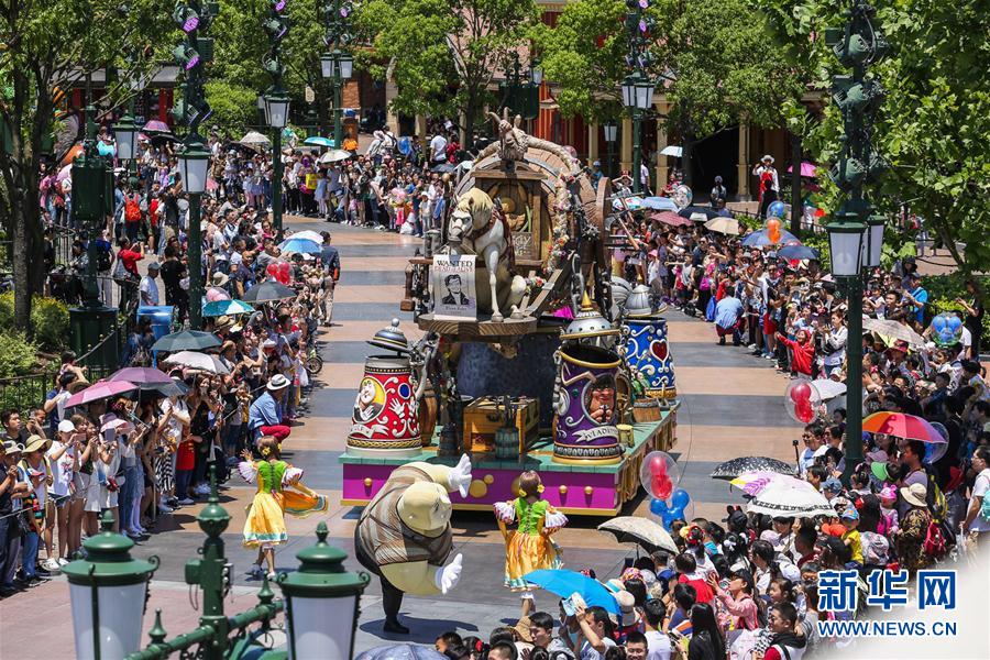 上海迪士尼樂園遊客已突破1000萬