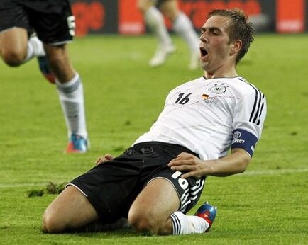 拉姆生涯回顾：拜仁德国双料队魂 14年从未染红