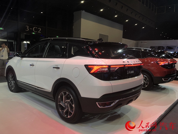 东风风神AX7正式上市 售价11.99万-12.99万元