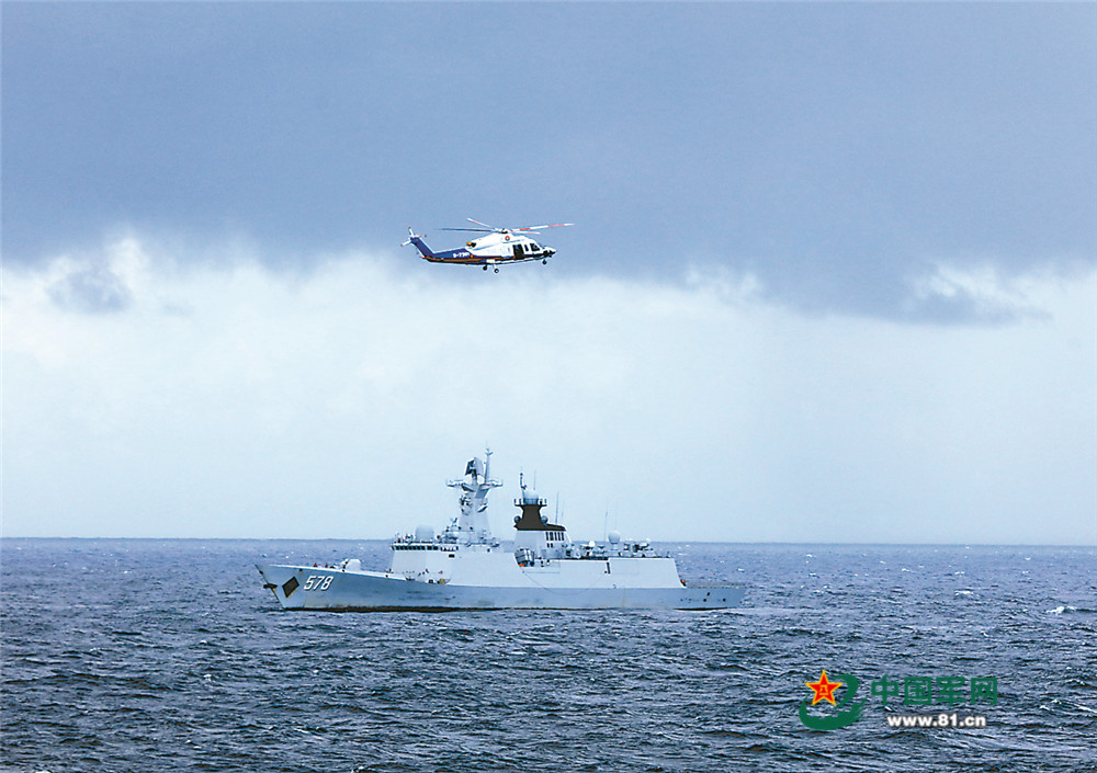 深海救援——海军开展实战化援潜救生演练掠影