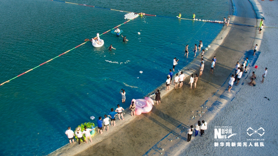 福建漳州：水上趣味比賽迎國慶