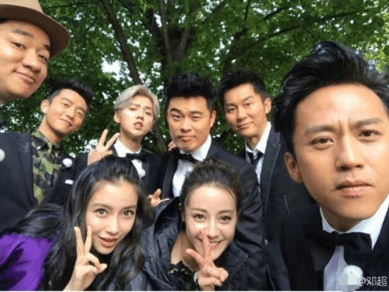 迪麗熱巴退出跑男鹿晗點讚 還是baby笑到最後？