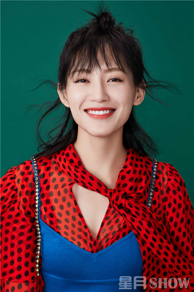 苏青曝个性大片多元风格演绎初秋造型