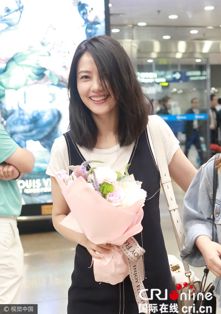 高圆圆晒14年前对比照 力证天然美女未整容