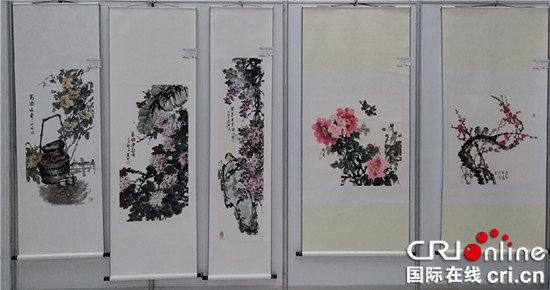 發移動端【Cri專稿 列表】142幅書畫作品迎國慶 京渝兩地書畫家作品展開展