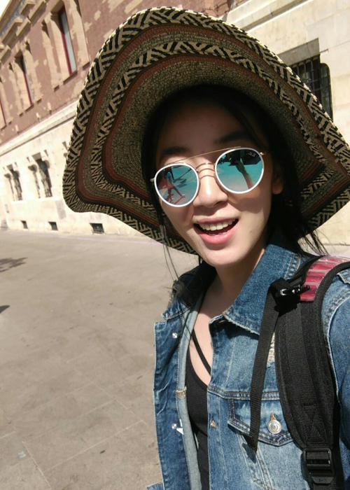 劳逸结合女篮休息日赵爽晒自拍美美哒