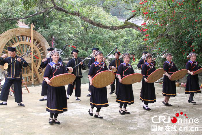 【唐已审】【供稿】崇左大新：让贫困户共享旅游发展红利