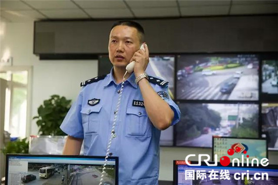 已過審【CRI專稿標題摘要】重慶22民警榮獲"全國優秀人民警察"殊榮