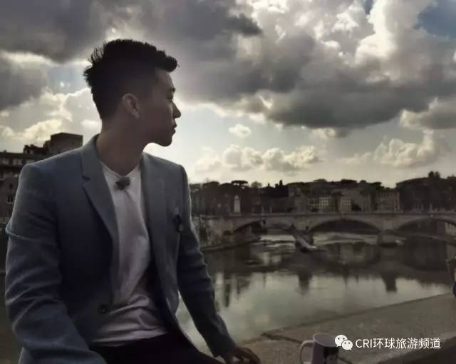七嘴八舌趣旅行：没钱没闲去旅行时，适合阅读什么？听旅游卫视主持人杨正龙怎么说