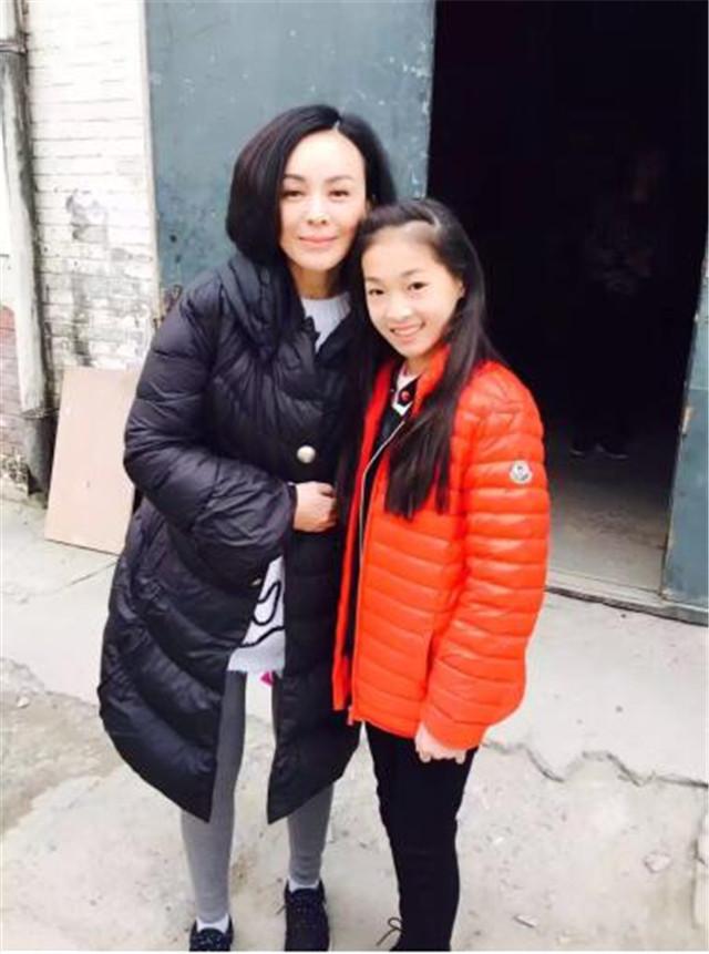 《家有儿女初长成》杀青 诸诗意搭档张晔子