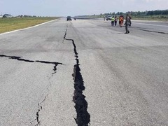 印尼21岁空管员地震时拒撤离 助客机起飞后丧生