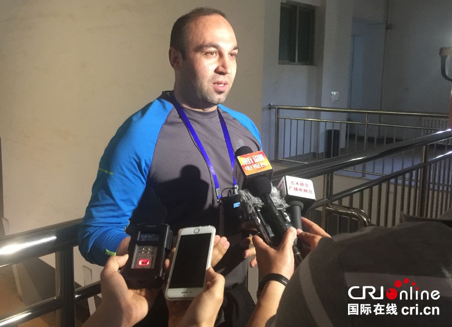 土耳其阿纳多卢通讯社经济专栏编辑巴哈廷&bull;格努尔塔什.