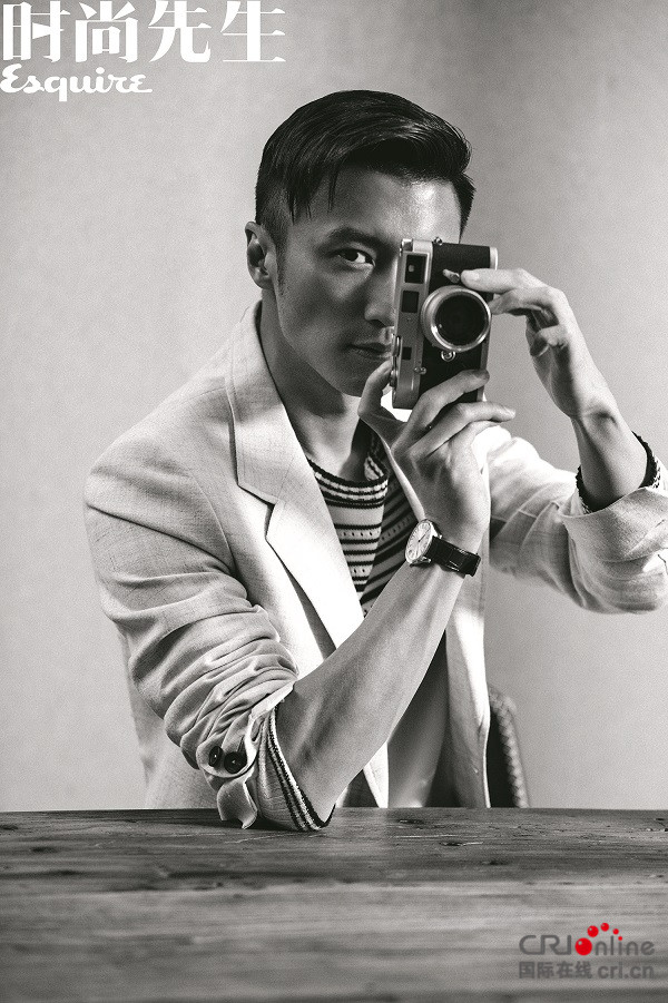 谢霆锋登时尚杂志封面 分享三年先锋之味