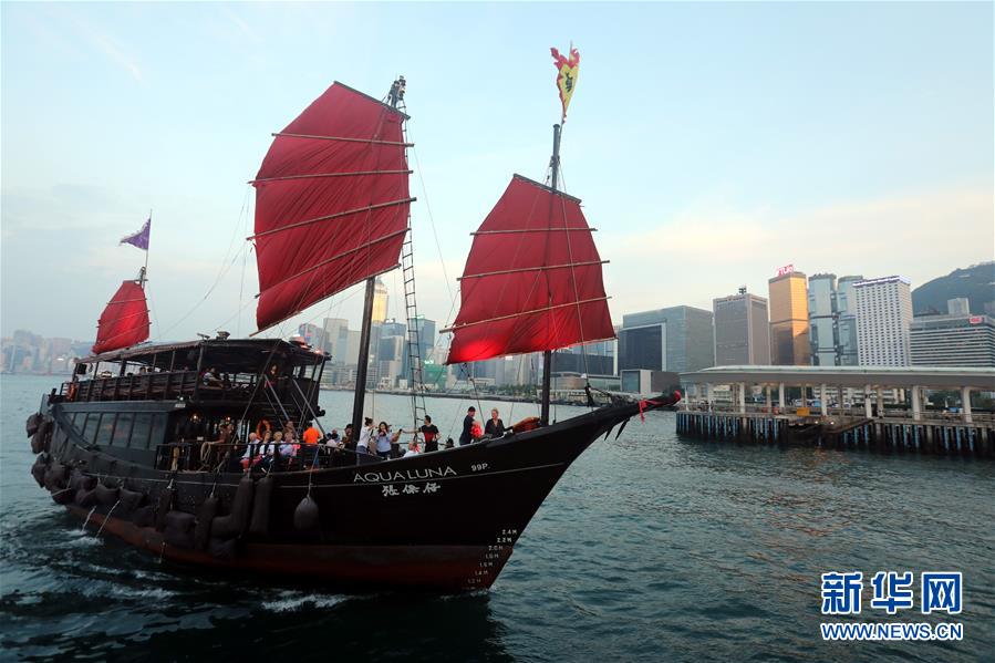 香港回归二十周年·香港之美丨“亚洲国际都会”依然活力澎湃