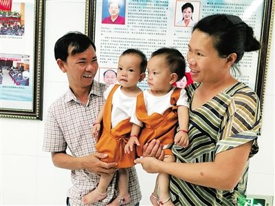 【瓊島動態】【即時快訊】海南首例自主實施分離手術雙胞胎嬰兒健康成長