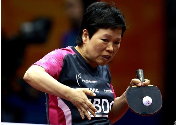 被丁宁横扫的她今年54岁 曾是蔡振华队友 被丁宁横扫的她今年54岁 曾是蔡振华队友