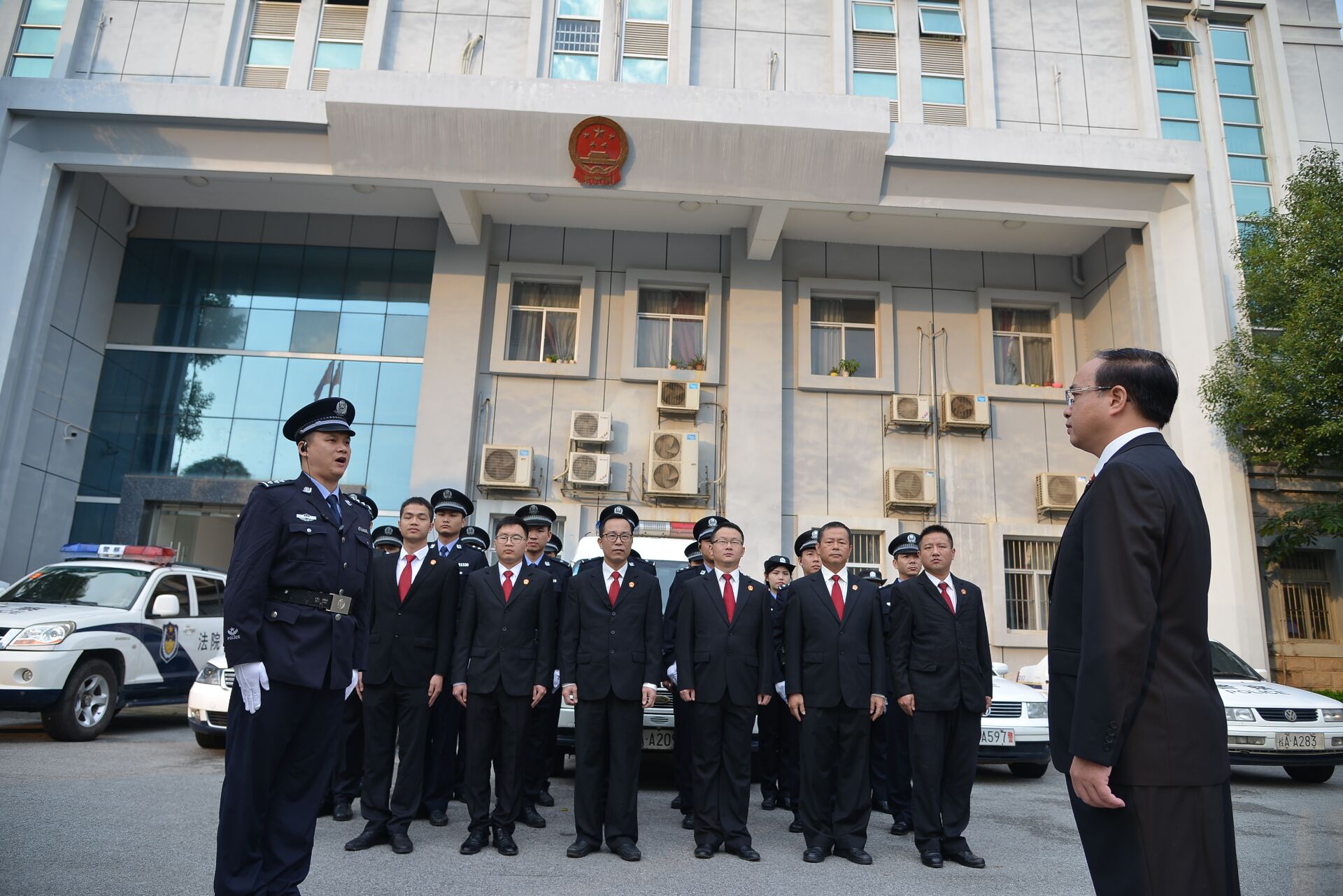 興寧區法院執行幹警整裝待發_fororder_微信圖片_20181011090652