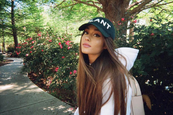 a妹慈善演唱会送免费票 超一万人撒谎爱心全变调