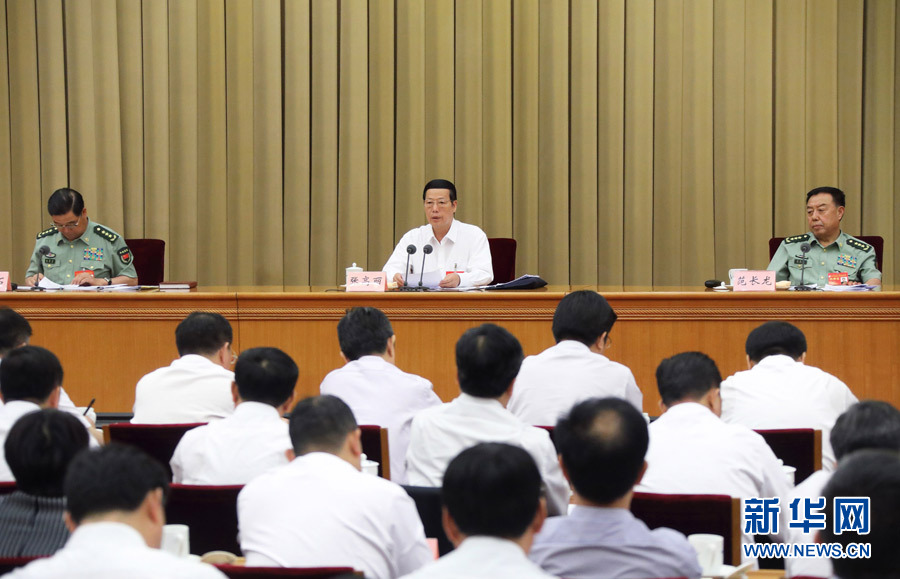 好军队和武警部队全面停止有偿服务工作   6月2日,中共中央政治局常委