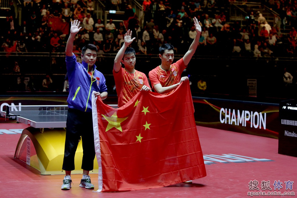 世乒赛樊振东/许昕力克日本组合 夺男双冠军