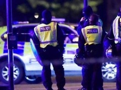 伦敦恐袭案调查：警方突袭两处地址 逮捕多名人员