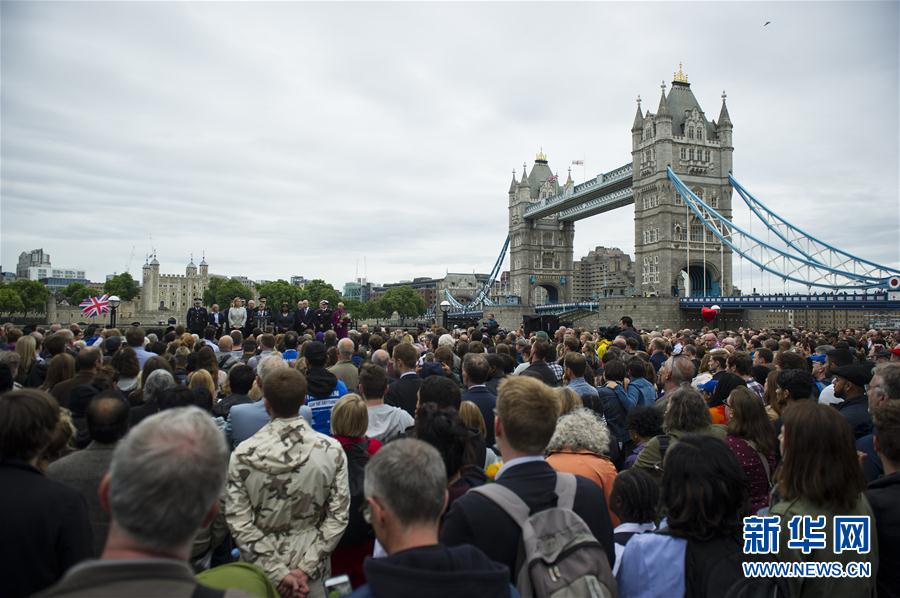 英国伦敦举行活动悼念恐袭遇难者