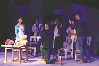 話劇《彼岸》在1905文創園演出 打動瀋陽觀眾