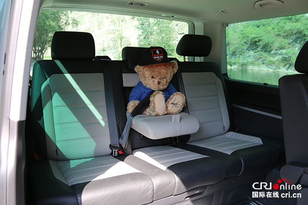 图片默认标题 图片默认标题