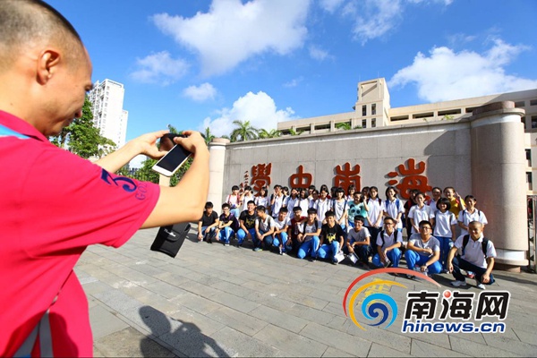 末尾有圖【焦點圖】【即時快訊】2017年全國高考拉開序幕 海口有考生13931人 末尾有圖【焦點圖】【即時快訊】2017年全國高考拉開序幕 海口有考生13931人