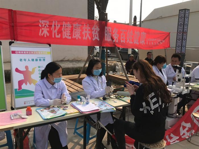 迎接第五个扶贫日 泾河新城开展扶贫日系列活动