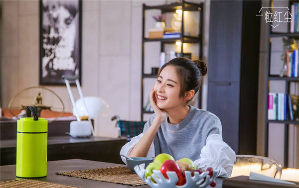 《一粒红尘》开播颖儿演绎杂草系女孩 无缝拍戏敬业