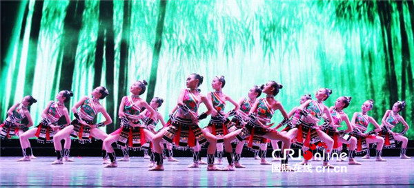 (供稿 南京)“蒲公英”第十七届连云港市青少年艺术大赛圆满闭幕 (供稿 南京)“蒲公英”第十七届连云港市青少年艺术大赛圆满闭幕