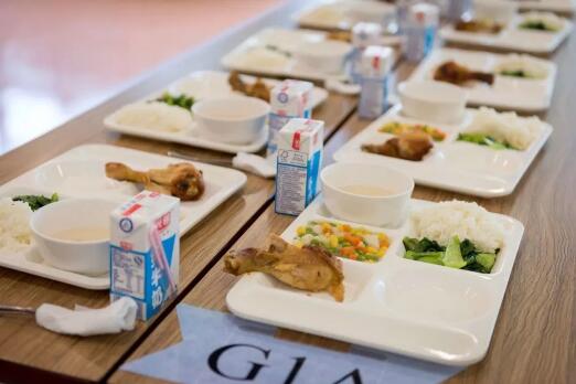 从公立学校小透明，到双语学校拿6位数奖学金，是种什么样的体验？