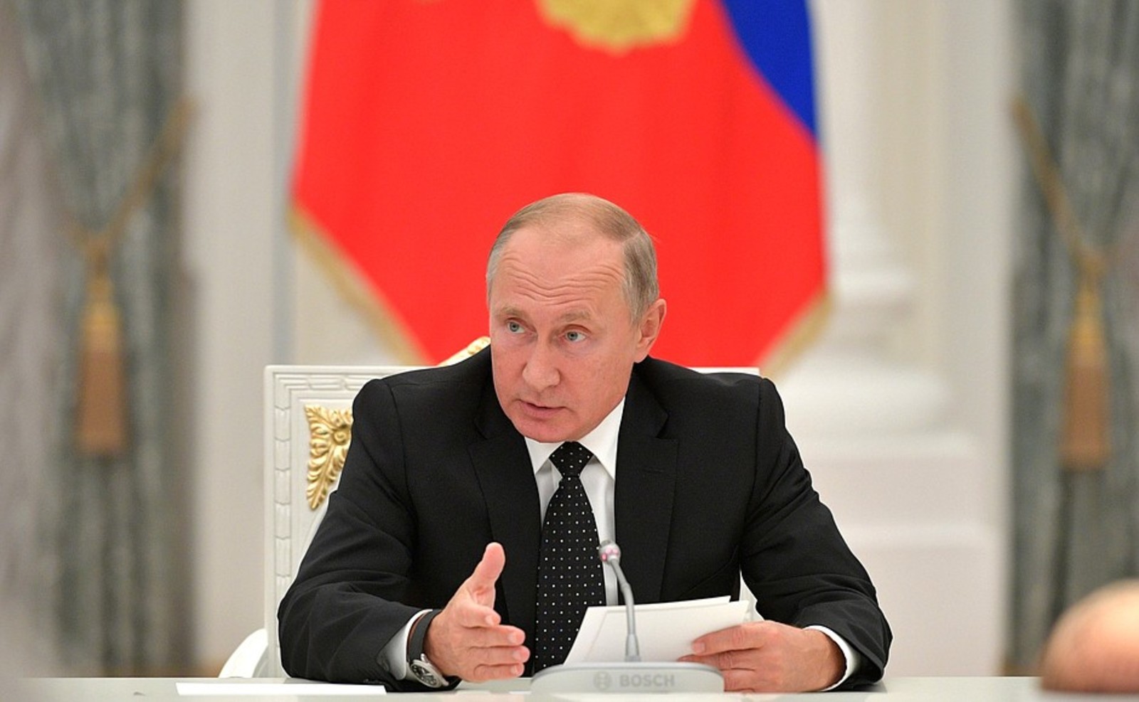 俄罗斯总统普京批准经济制裁乌克兰措施