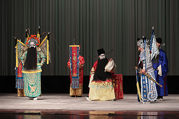 红生戏《关云长忠义千秋》在北京西城开唱