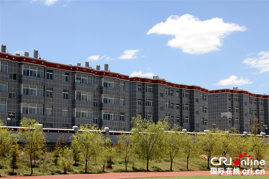 【微观迪庆】高山脚下的藏文学校(组图)