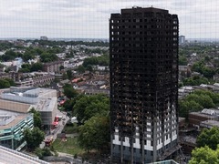 倫敦警方推定居民樓火災中至少58人死亡