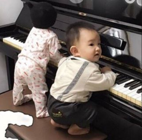 昆凌二胎产后全身照曝光 身材依旧纤细如少女(图)