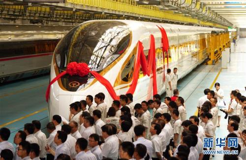 京滬高鐵今雙向首發“復興號” WiFi網路覆蓋車廂